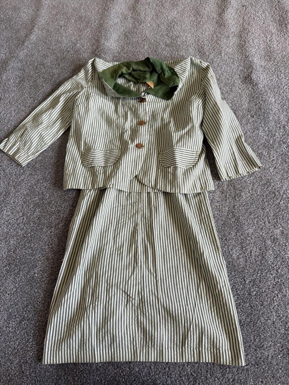 Women's Green Striped Two-Piece Formal Skirt Set